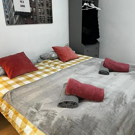 By Malagagrupos Centro Historico Parking Gratis 3 *